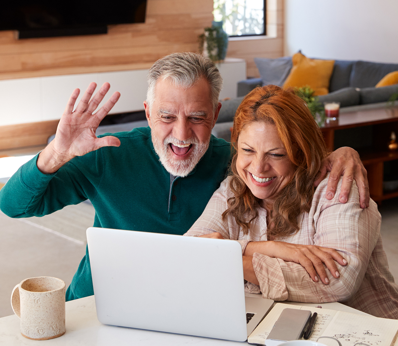 couple-talking-on-laptop